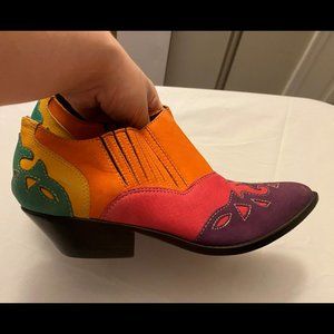 Circle S Rainbow Multi Color Boots sz 8.5 fits 7.5